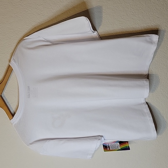 Pride  By JoJo White t-shirt - Picture 4 of 7